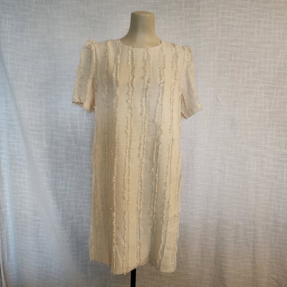 NWT Belle & Bloom W M Poly Cream Fringe Textured fabric Short Sleeved Dress A239